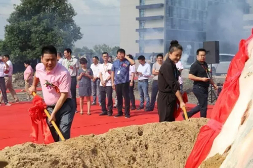 智慧能源12GWh锂电池项目开工 将打造江苏最大锂电池项目基地03.jpg