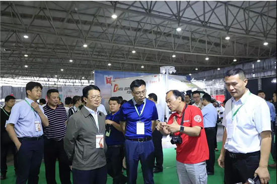 1533721909563050048.png 图片7.png