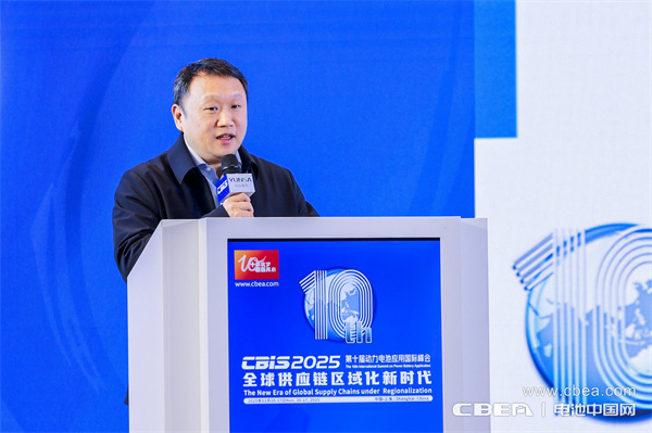 产业共振!大圆柱电池迎来“高光时刻” 产业共振!大圆柱电池迎来“高光时刻”