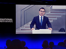 能源界“诺贝尔奖”颁给了中国企业家，旗下锂电产业成关键注脚